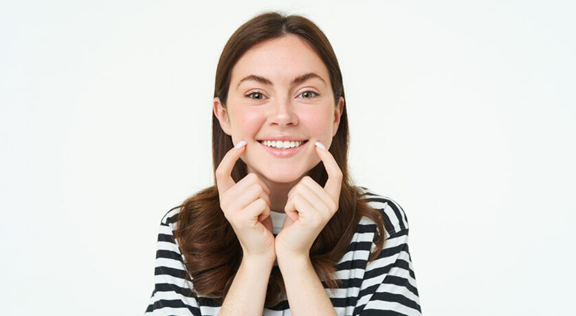 Four Reasons to Get a Smile Makeover