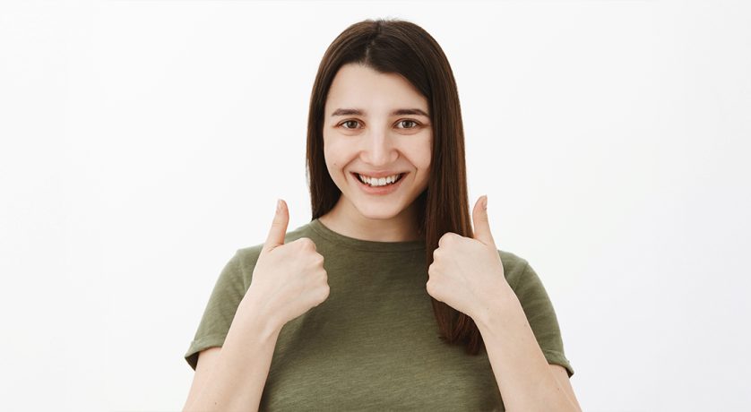 Signs You May Need a Smile Makeover and What to Expect